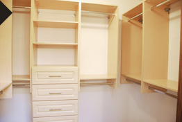 Deluxe Closets