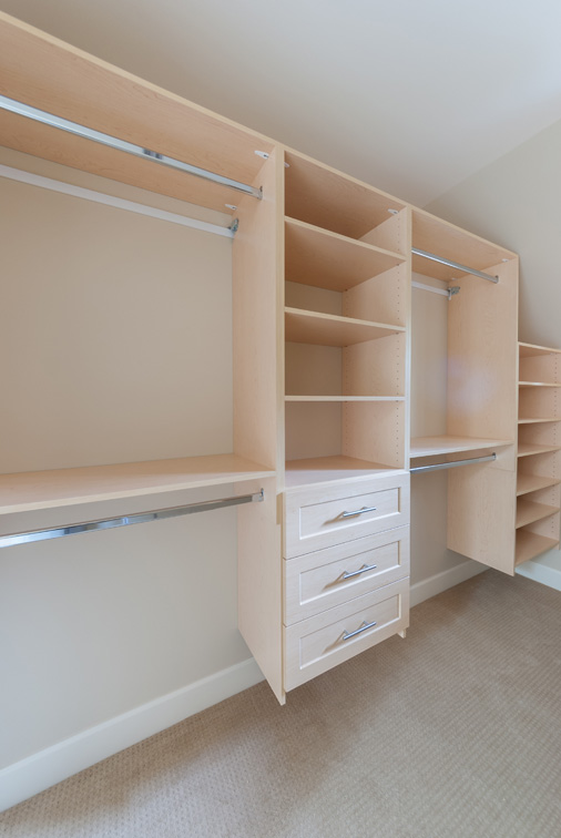 Rock Maple • Premier Closets Organizers • Victoria BC